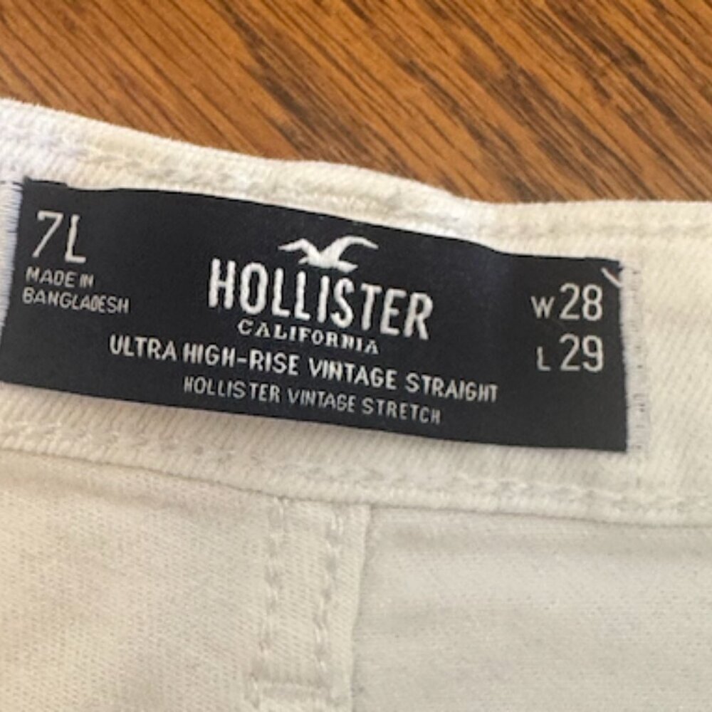 Hollister Ultra High Rise Vintage Straight White Jeans Size 7L Raw cut hem NWOT - Picture 5 of 6